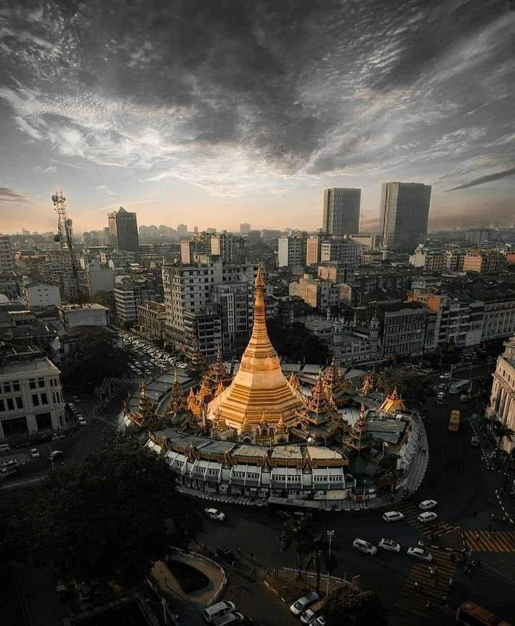 Sule Pagoda